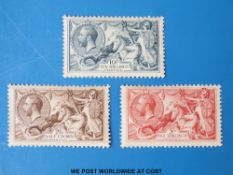 A GB mint set of three Seahorses 1918, 2s 6d,
