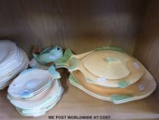 A Shorter & Co fish service including sauce boats, serving plates,