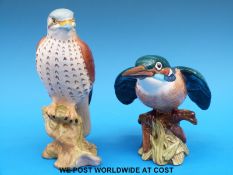 A Beswick kingfisher and a matt Beswick kestrel