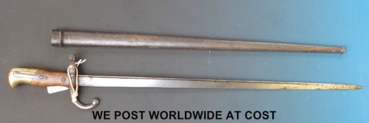 A French bayonet dated 1876 to blade edge A84876 to quillon