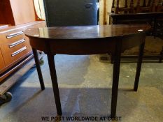 A D shaped hall or sidetable (W120 x D52 x H74)