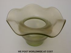 Loetz Olympia iridescent glass vase with wavy rim (12.