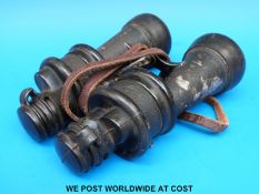 A set of WWII German Leitz Kriegsmarine 7 x 50 binoculars, in case with rubber covers,