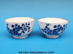 A pair of first period Worcester tea bowls