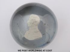Sulphide cameo glass paperweight featuring the bust of The Duke of Wellington (6.