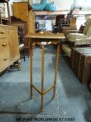 An oak Arts & Crafts or Art Nouveau hall or side table (W40 x D25 x H80cm)