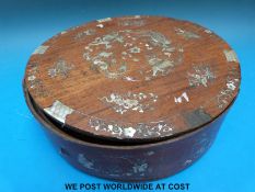 A 19thC Chinese export mother-of-pearl inlaid rosewood circular box (28cm diameter)