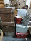 A very large quantity of aluminium,