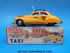 Tri-ang Minic Railways No 2 Taxi in original box