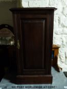 A 19thC pot or bedside cupboard (W38 x D33 x H74cm)