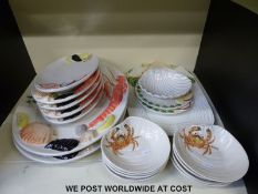 A Casa Pupo ceramic seafood service.