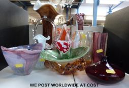 Fourteen pieces of Murano and similar glass vases and bowls to include Sommerso vase,