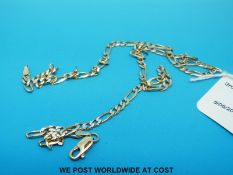 A 9ct gold necklace (9.