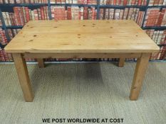 A pine kitchen table with substantial 4cm thick top (H78 x L150 x W90cm)