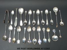 A quantity of silver and white metal cutlery (326g)
