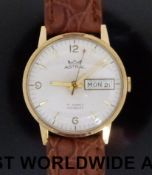 Astral 9ct gold gentleman's automatic wristwatch with day and date apertures and gold hands and