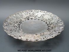 A period Elizabeth II feature hallmarked silver tazza Sheffield 1977,