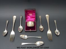 A quantity of hallmarked silver Georgian and later hallmarked silver cutlery (weight 253g) together