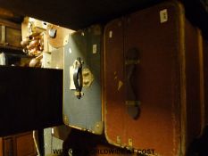 Two ash bound trunks (L91cm)