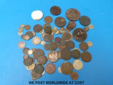 An interesting cachet of coins to include Lancashire Conder halfpenny 1794, George III cartwheels,