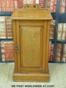 A satinwood pot cupboard (H77 x W40 x D33cm)