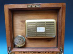 An oak humidor (H13.