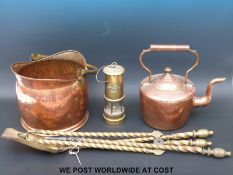 A copper coal scuttle, kettle,