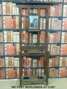 An oak hall stand (H188 x W66 X D26cm)