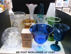 Thirteen pieces of decorative coloured and clear glassware to include Murano, Davidsons,