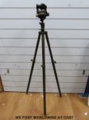A circle aiming MI tripod mounted WWII (1941) gun sight