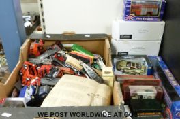 A large collection of Corgi, Matchbox and other diecast model vehicles,