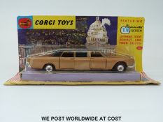 Corgi Toys diecast model Lincoln Continental Executive Limousine, 262,