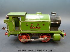 Hornby 0 gauge 0-4-0 clockwork tank locomotive LNER 2900