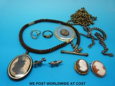 An Albert chain formed of plaited hair with yellow metal T bar and clip, gilt necklace,