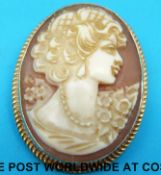 A 9ct gold brooch set with a cameo
