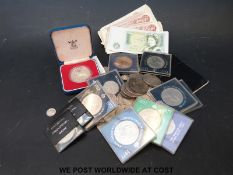 An amateur collection of UK coins, Victorian onwards, including some modern crowns,