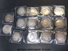 A run of 14 Victorian crowns 1887-1900