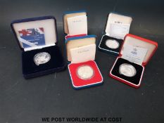 Five cased and certified commemorative silver crowns, one Cordiale Entente Centenary no.