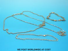 Two 9ct gold necklaces, a 9ct gold bracelet and clasps (20.