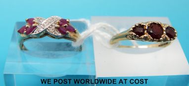 Two 9ct gold rings,