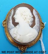 A 9ct gold brooch set with a cameo