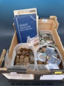 A collection of UK coinage, Victoria onwards, includes some uncirculated, decimal, bank notes,