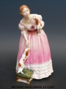 A Royal Doulton figurine Queen Victoria HN 3125