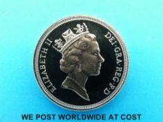 A 1993 gold full sovereign