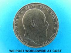 An 1905 gold full sovereign