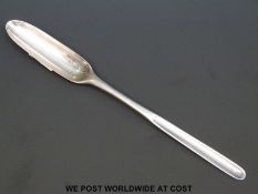 A Georgian hallmarked silver marrow scoop, London 1776 maker Thomas Nash, length 21.