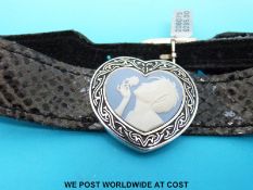 A Stephen Webster for Wedgwood choker with a silver heart depicting China girl