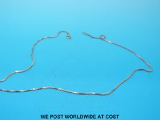 A 9ct gold necklace (2.