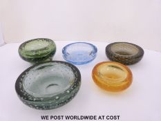 Twenty seven Whitefriars and other control bubble glass dishes
