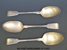 Three Victorian hallmarked silver fiddle pattern table spoons, length 22.